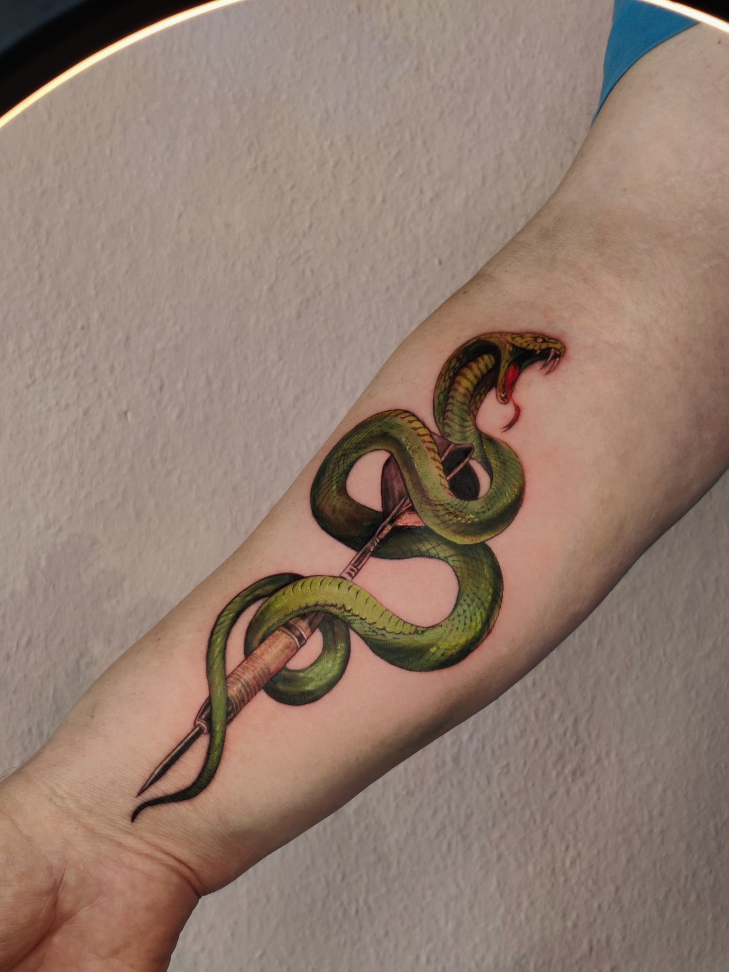 2504E264-1B72-463A-BF62-08C4C554FD27